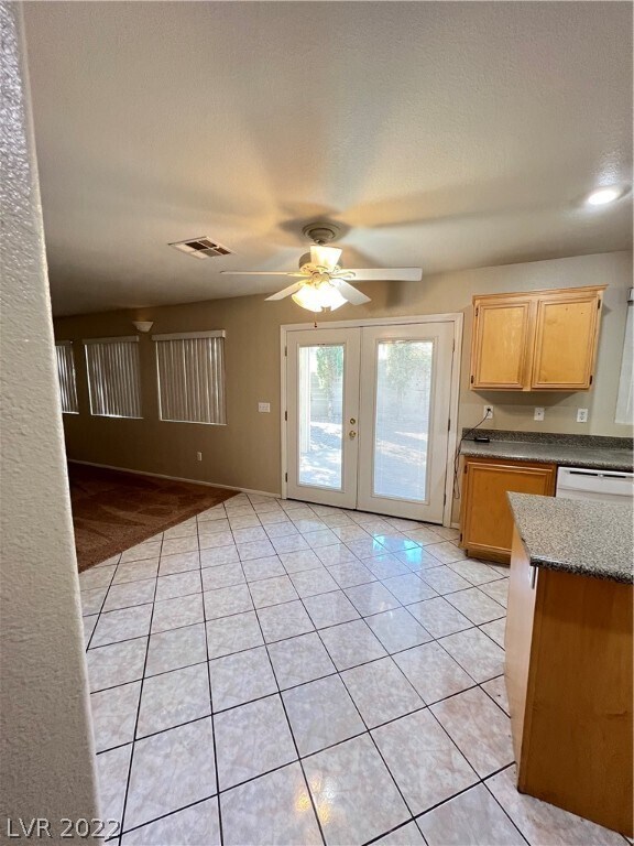 Building Photo - 9925 Ranch Hand Ave