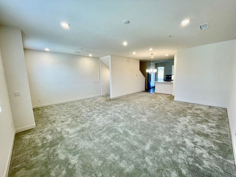 Building Photo - 9893 Bria Ln