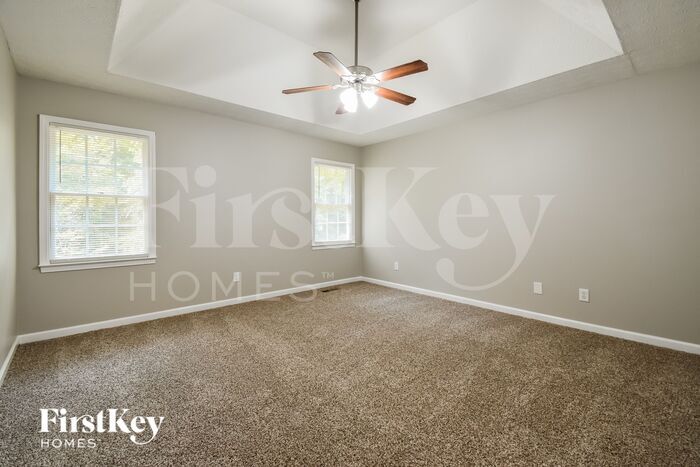 Building Photo - 268 Yellowstone Dr