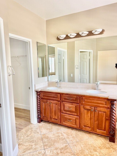 Building Photo - 26204 Percheron Cir
