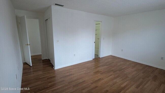 Building Photo - 174 San Juan Cir