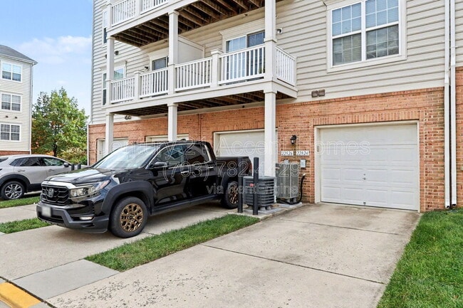 Building Photo - 22824 Ferncrest Terrace