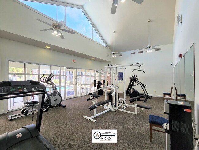 Building Photo - 1 bedroom 1 bathroom condo, 2nd floor