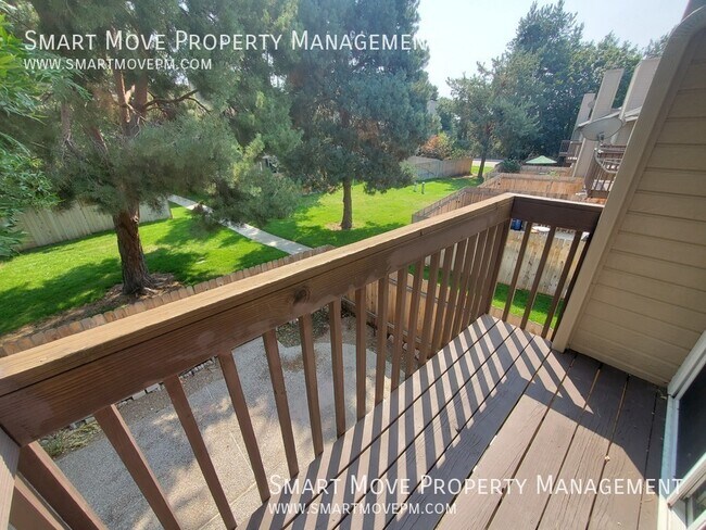 Building Photo - 2574 S Sumac Ln