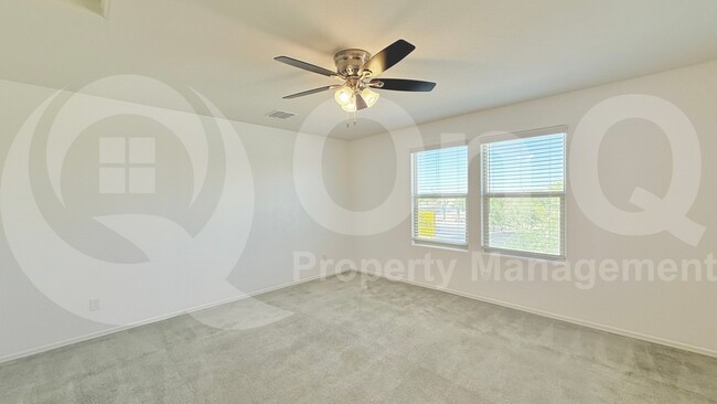 Building Photo - 40633 W Helen Ct