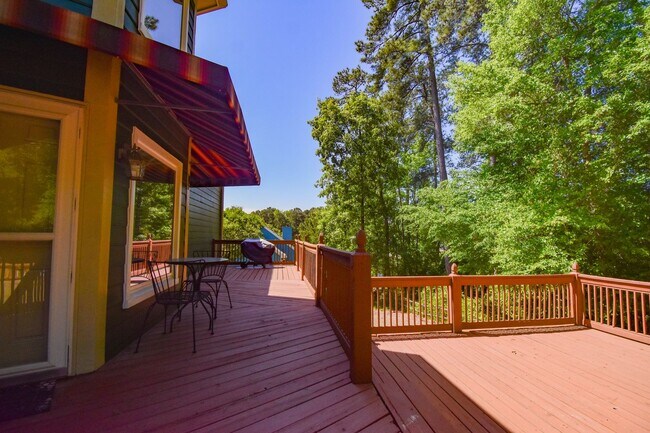 Building Photo - Coming Soon! 4 Bedroom 2.5 Bathroom With A Large Deck and 2 Car Garage! Near Methodist University