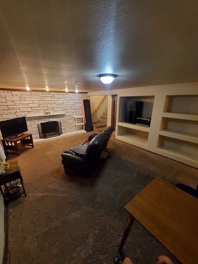 Building Photo - 145 Indiana St