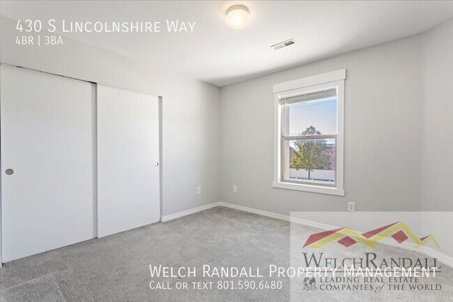 Building Photo - 430 S Lincolnshire Way