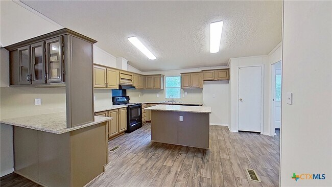 Building Photo - 100 Co Rd 194