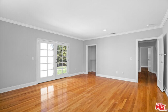 Building Photo - 1201 Hauser Blvd