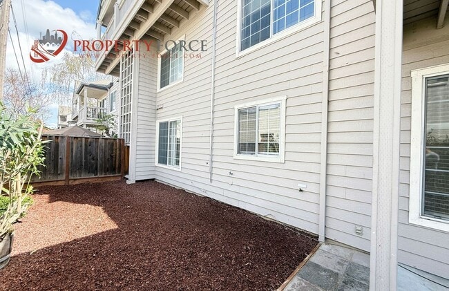 Building Photo - Updated 1,510 Sq Ft Belmont Condo Near Caltrain | 2BR/2BA + Garage – OFFERED BY PROPERTY FORCE, INC.
