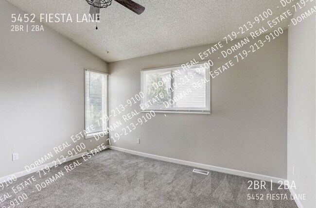 Building Photo - 5452 Fiesta Ln