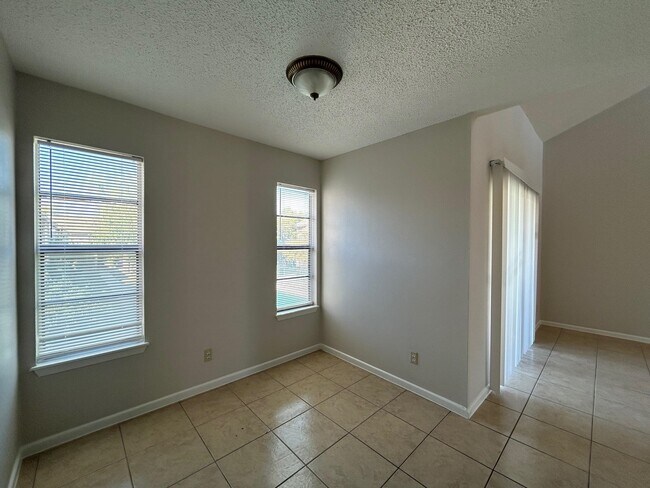 Building Photo - 100 Hillside Rd