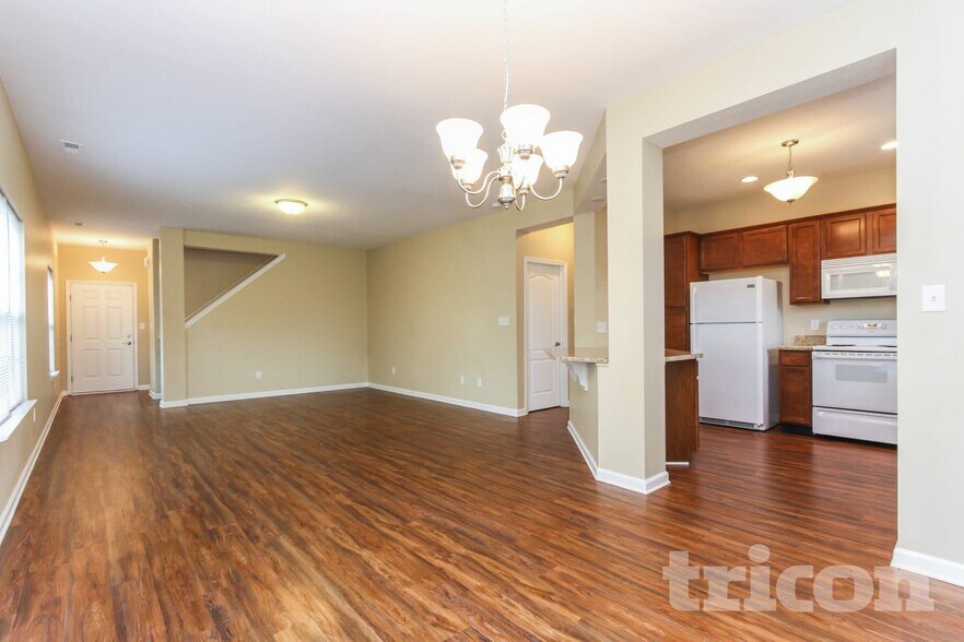 Building Photo - 5609 Lipizzan Ln
