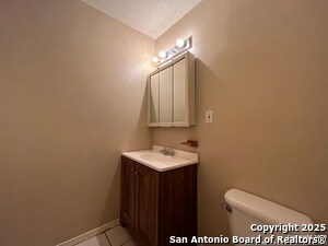 Building Photo - 5619 Lakebend W Dr