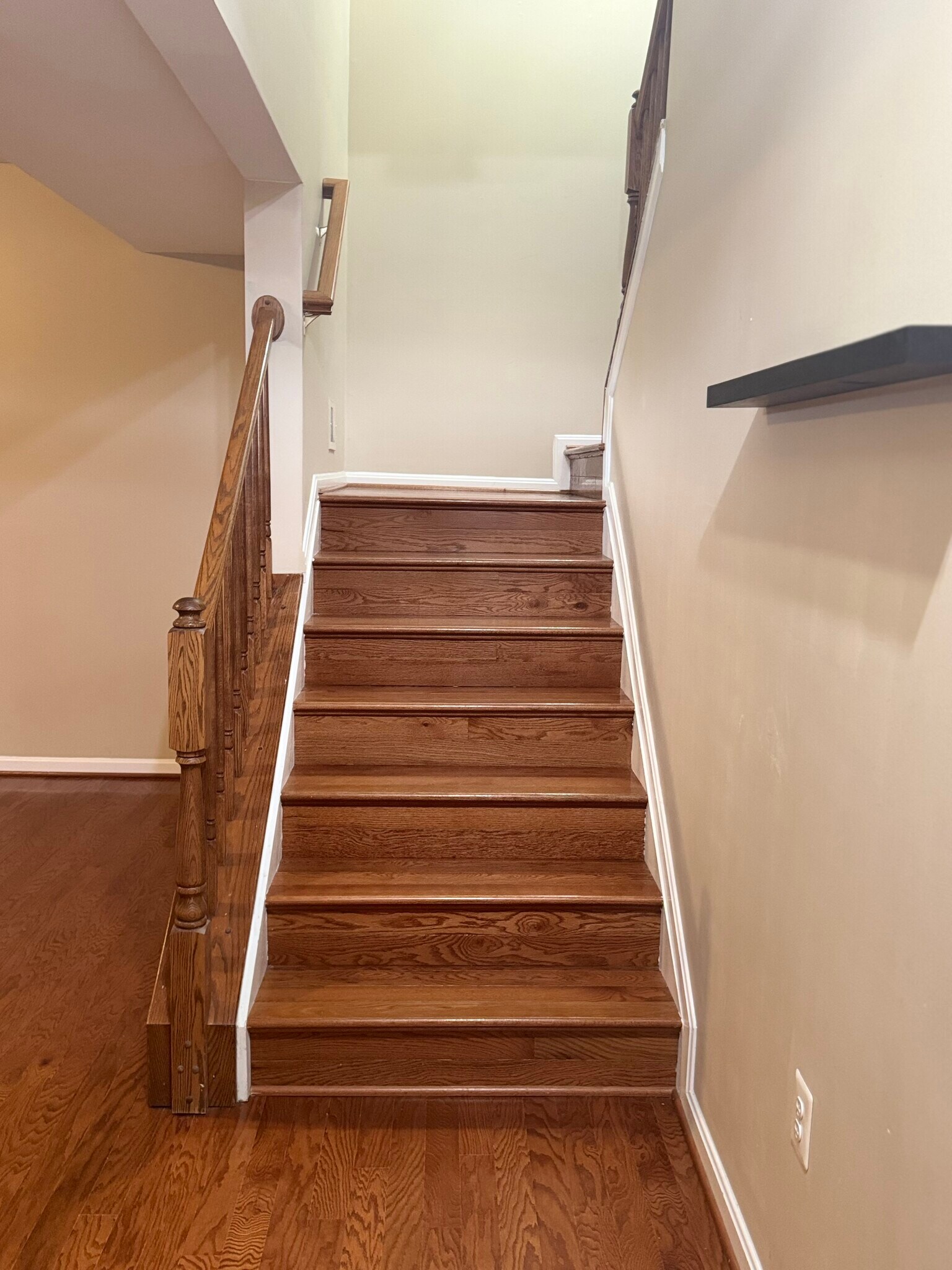 Building Photo - 5522 Hartfield Ave