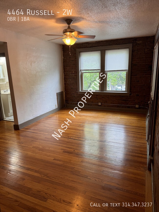 Building Photo - 4464 Russell-2W