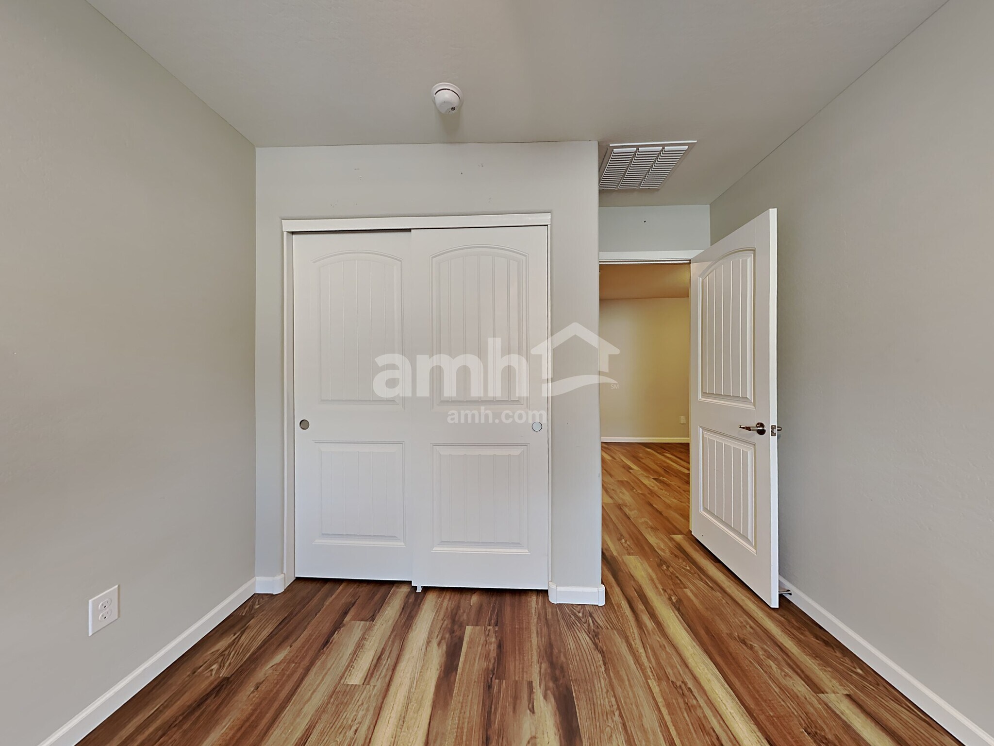 Building Photo - 20789 W Thomas Rd