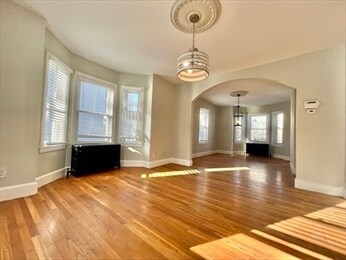 Building Photo - 40 Amherst St