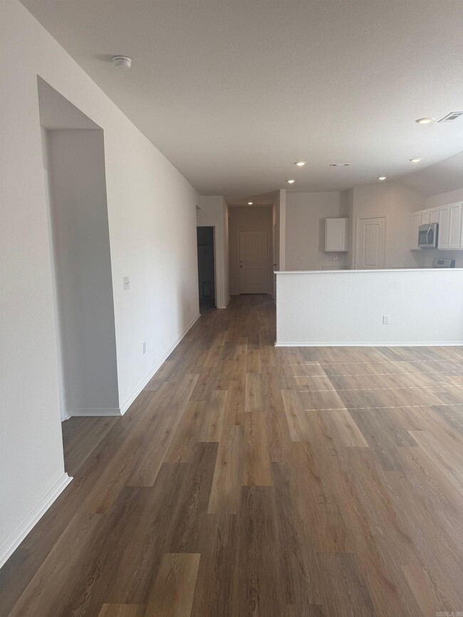 Building Photo - 110 Lauren Cove