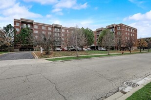 Building Photo - 6441 W Warner Ave