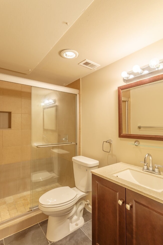 Building Photo - 3614 Montrose Blvd