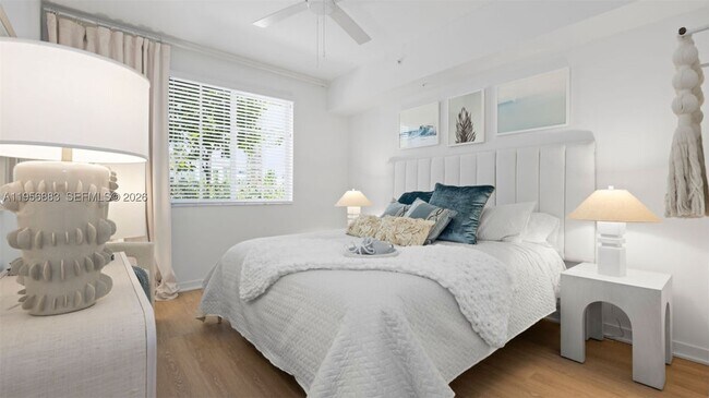 Building Photo - 4350 Peregrine C1
