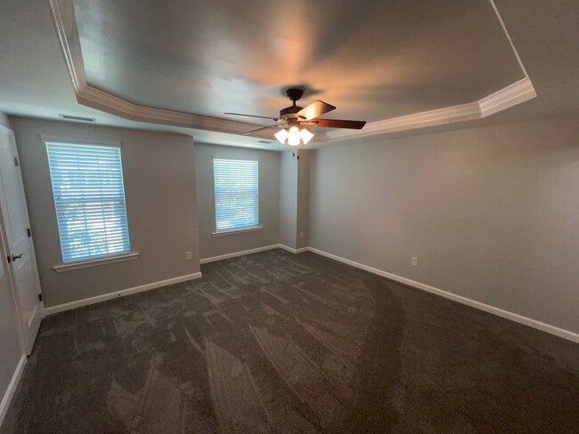Building Photo - 104 Riva Ct