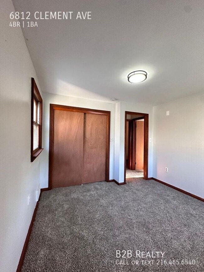 Building Photo - 6812 Clement Ave