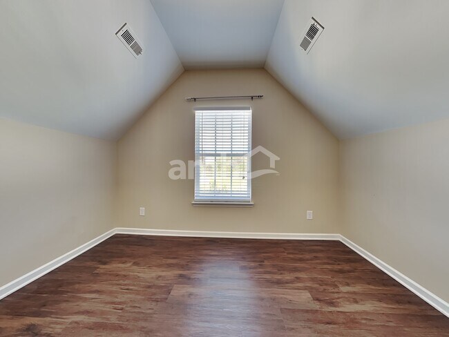 Building Photo - 167 Kentland Ridge Dr