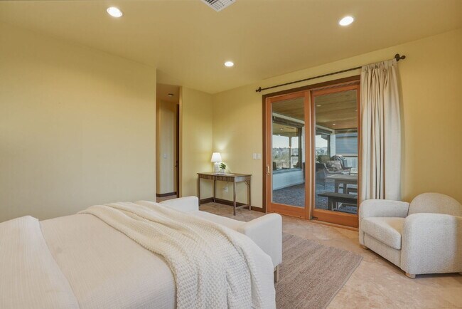 Building Photo - Beautiful 3-Bedroom Home Above Miller’s Landing with River and Mountain Vistas