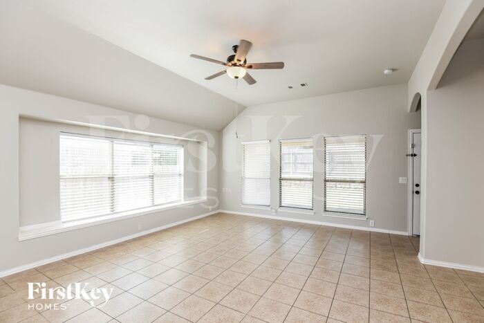 Building Photo - 709 Loftin St