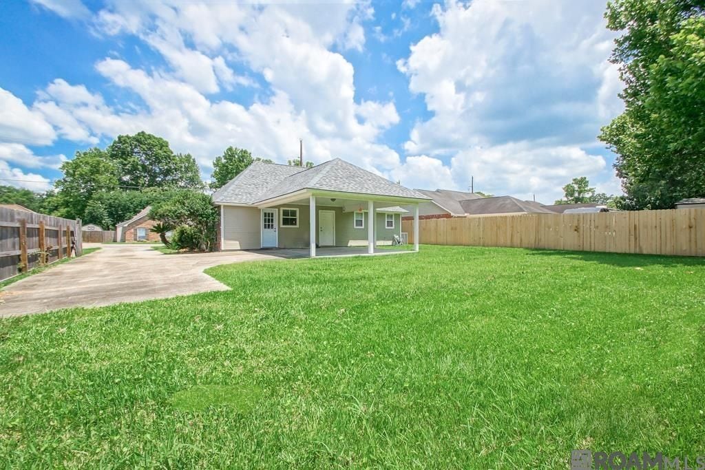 Building Photo - 14211 Parkridge Dr
