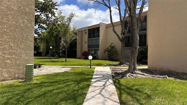 Building Photo - 8401 SW 107th Ave