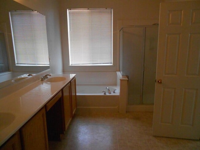Building Photo - 4458 Everson Way