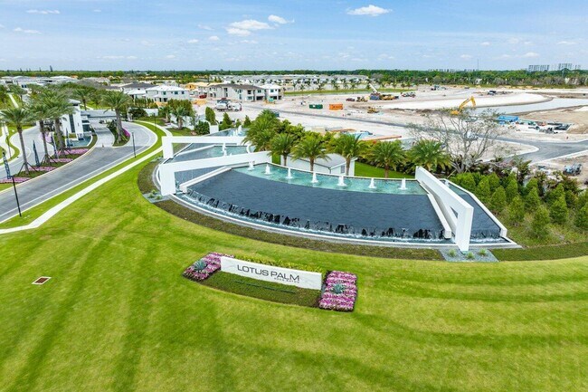 Building Photo - 8330 Essex Country Clb Dr