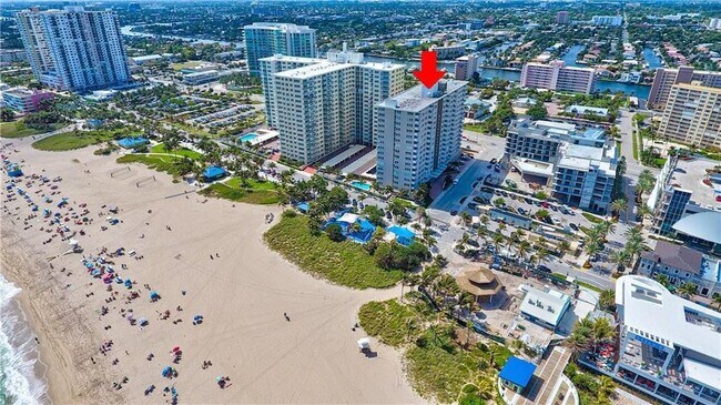 Building Photo - 133 N Pompano Beach Blvd