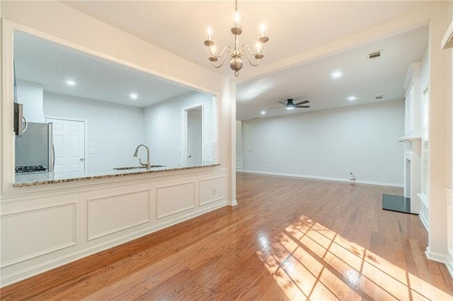 Building Photo - 2061 Fosco Dr NW