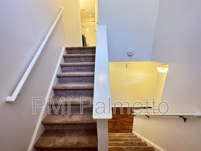 Building Photo - 233 Hawkins Creek Rd
