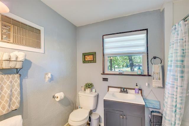 Building Photo - 7110 Apache Dr