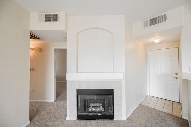 Building Photo - Spectacular Two Bedroom Condo Located In A Gated Community With Sparkling Amenities!