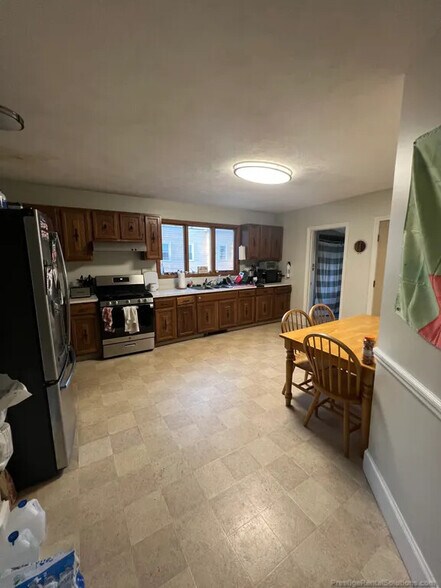 Building Photo - 46 Shannon St