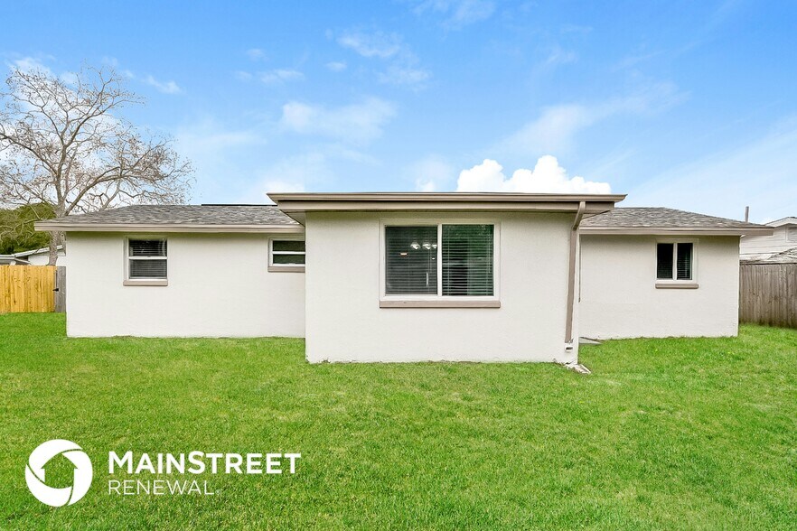 Building Photo - 2717 Gardner Pl