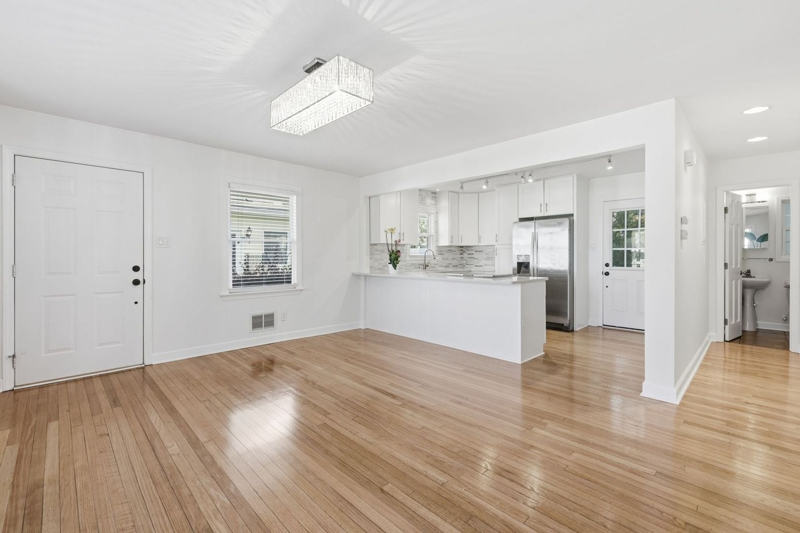 Building Photo - 902 New Bern Ave