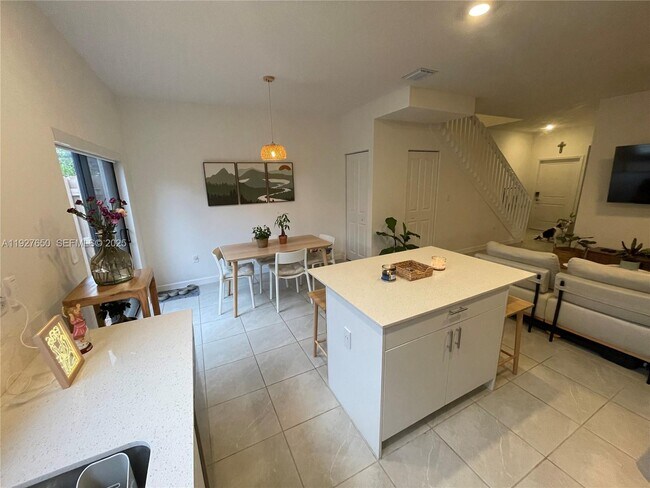 Building Photo - 12868 SW 232nd Ln