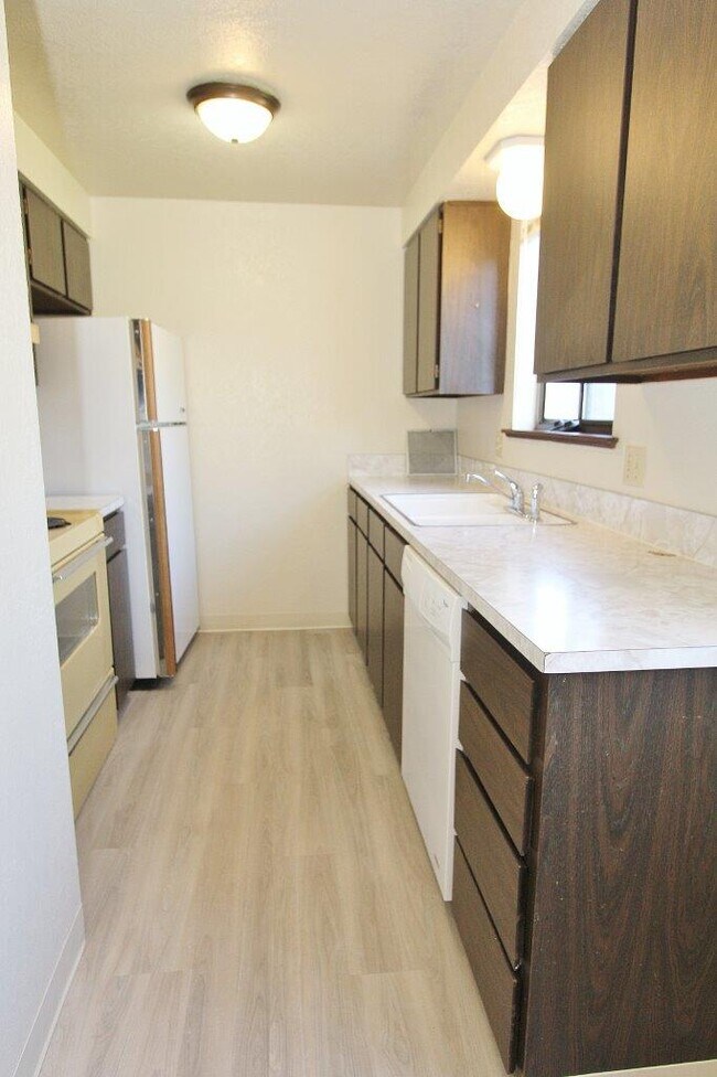 Building Photo - 4845 W Targee St