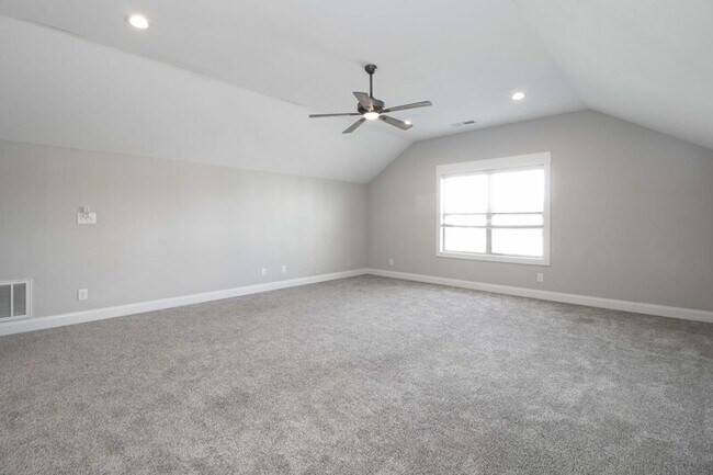 Building Photo - 1441 Hereford Blvd