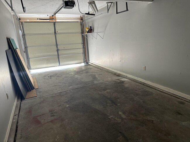 Building Photo - 581 Rhodora Ridge