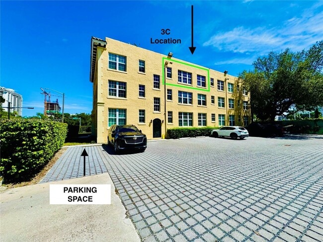 Building Photo - 3224 Biscayne Blvd