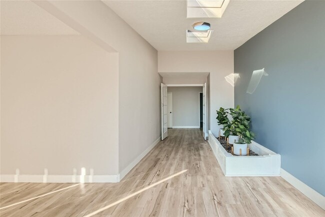 Building Photo - STUNNINGLY REMODELED Single Story Home with Pool in Twin Lakes Neighborhood